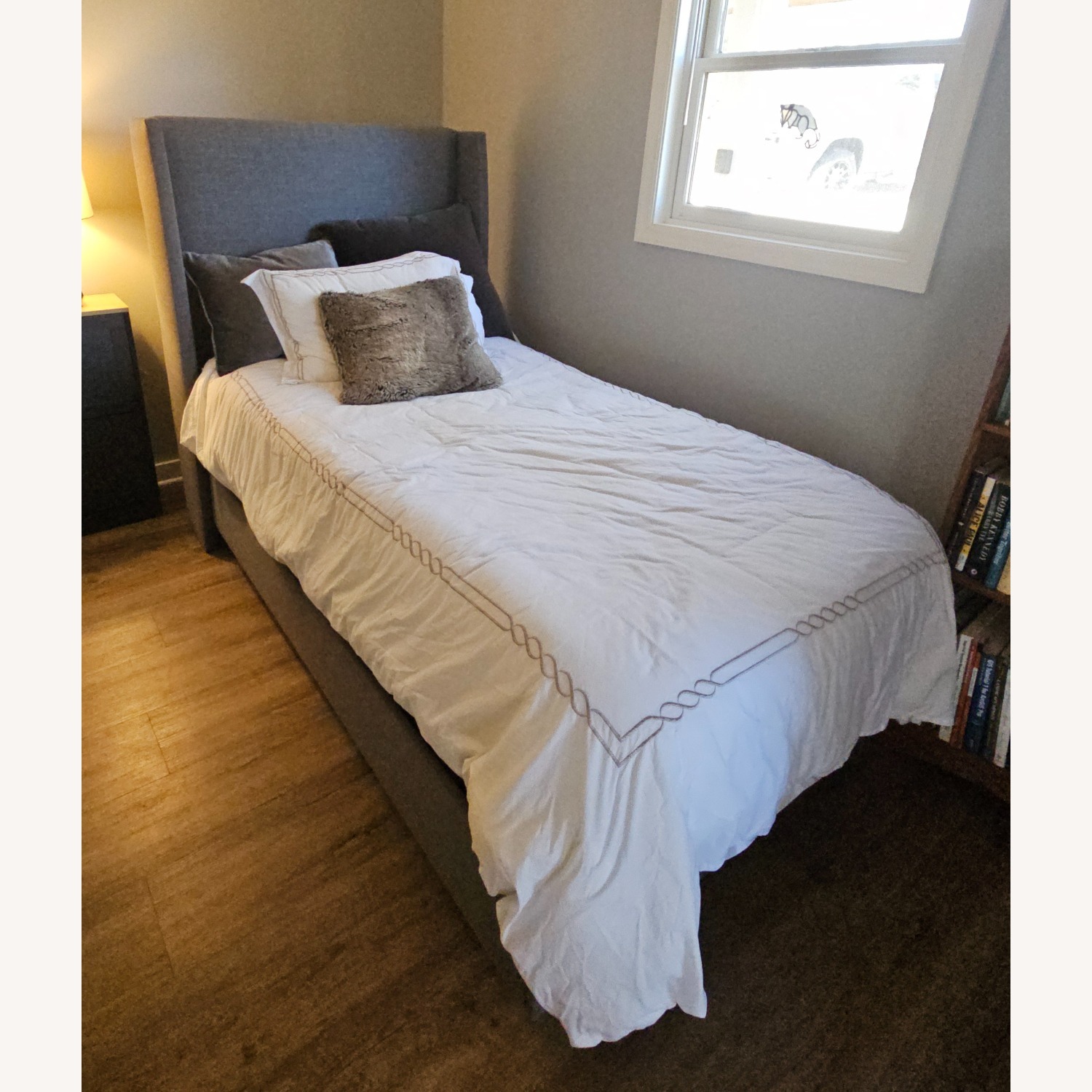 Skyline Furniture Tiffany Blue Fabric Twin Bed - image-3