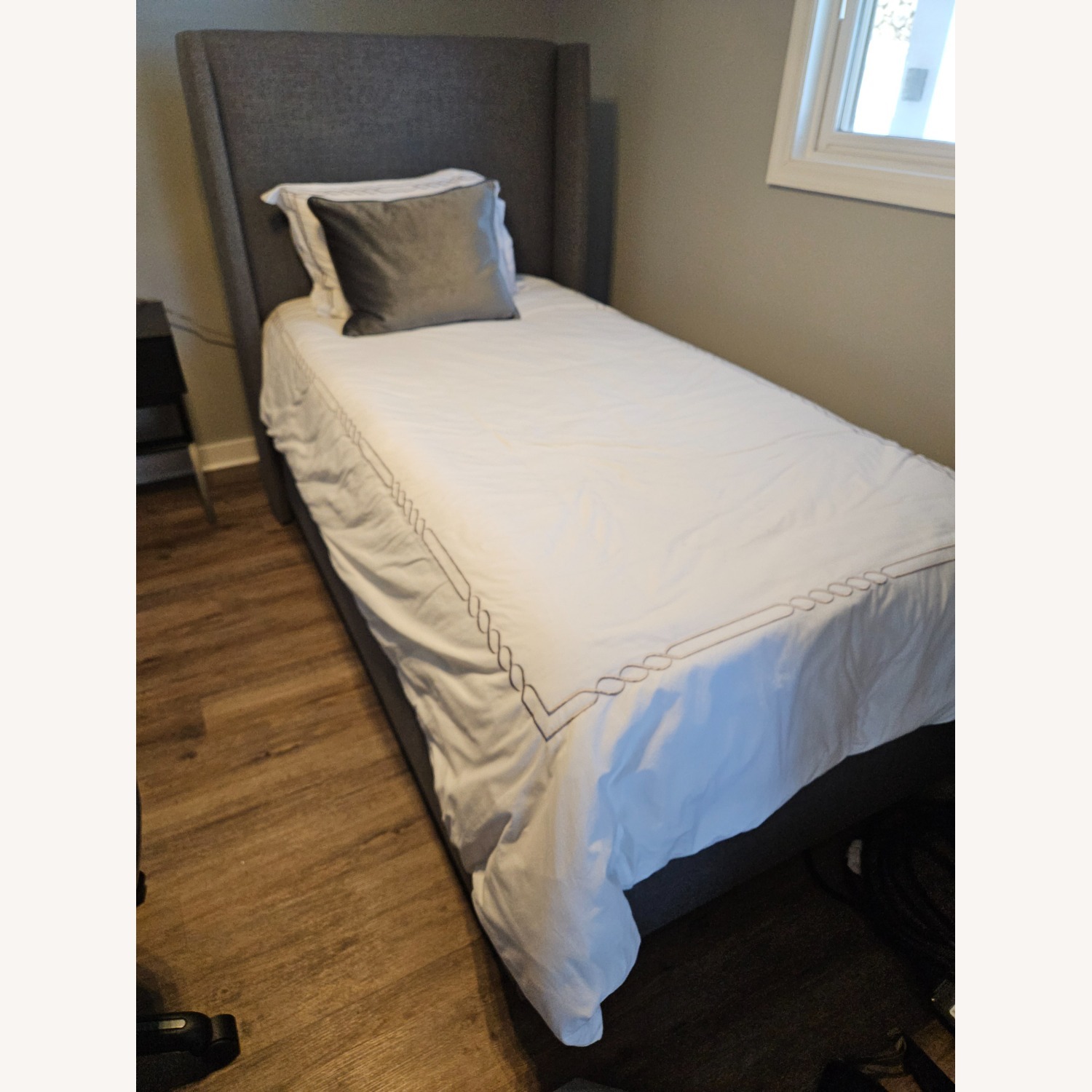 Skyline Furniture Tiffany Blue Fabric Twin Bed - image-1