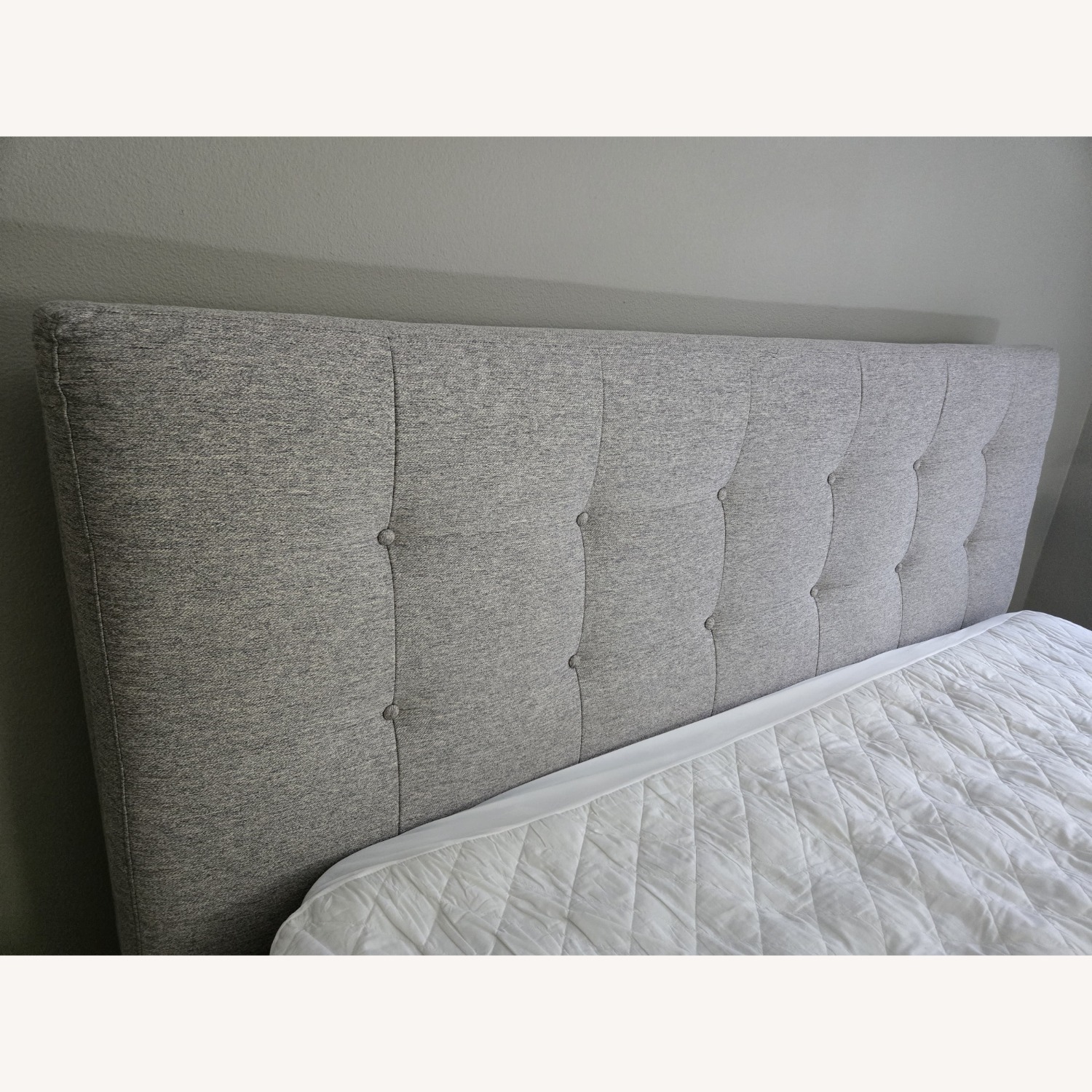 American Furniture Manufacturing King Bed - image-3