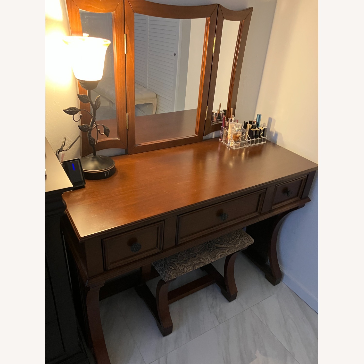 City Furniture Dresser - image-1