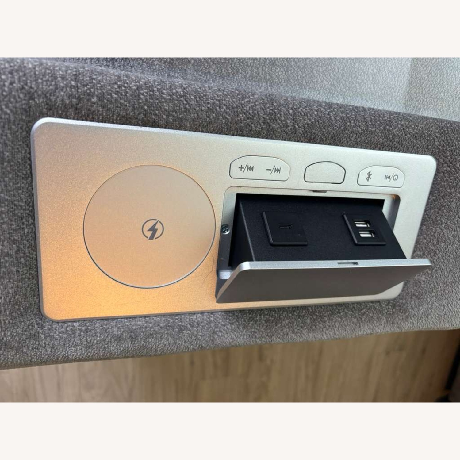 USM Modular One Sectional  - image-5