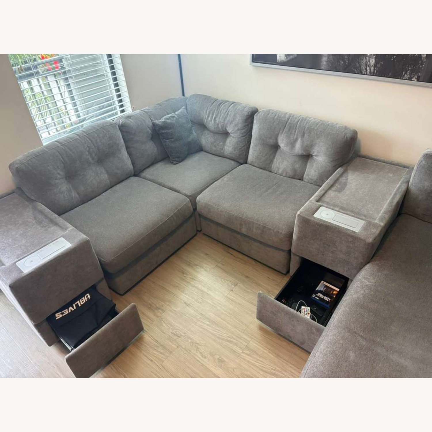 USM Modular One Sectional  - image-2