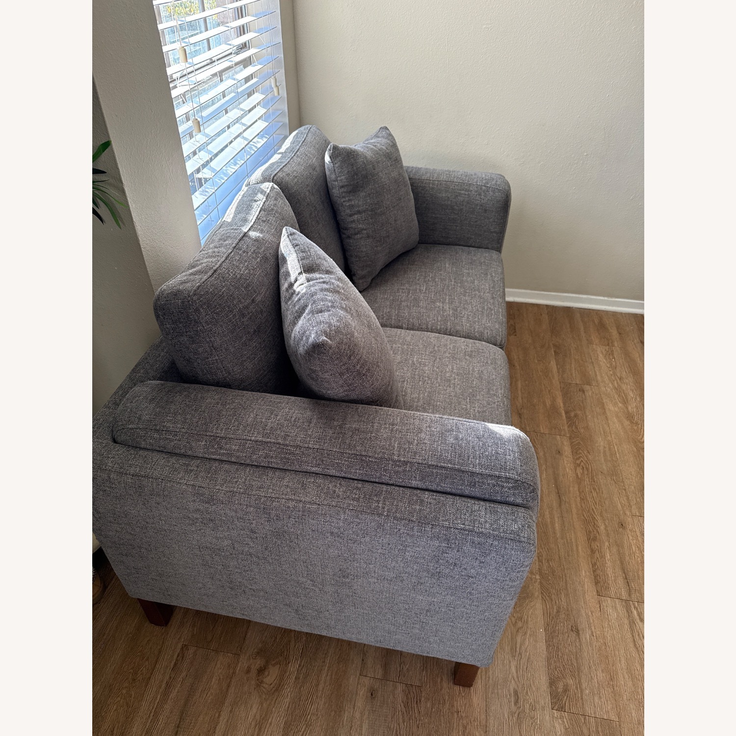 Rooms To Go Brinkley Dark Gray Loveseat - image-2