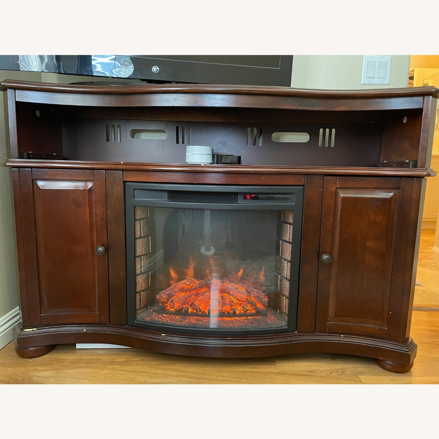Merlot Media Mantel with Functional Heater - image-3