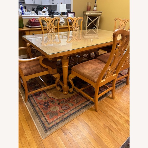 Used Thomasville Furniture Industries Dining Table for sale on AptDeco