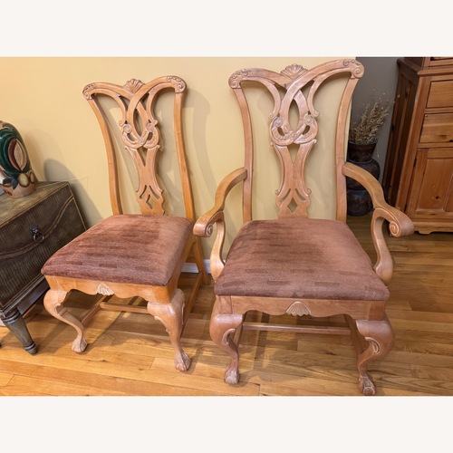 Used Thomasville Furniture Industries Dining Chairs for sale on AptDeco