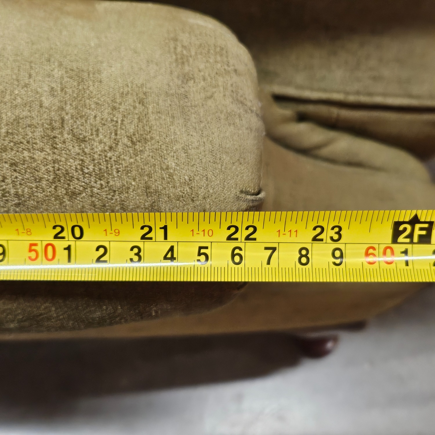 Green Recliner - image-10