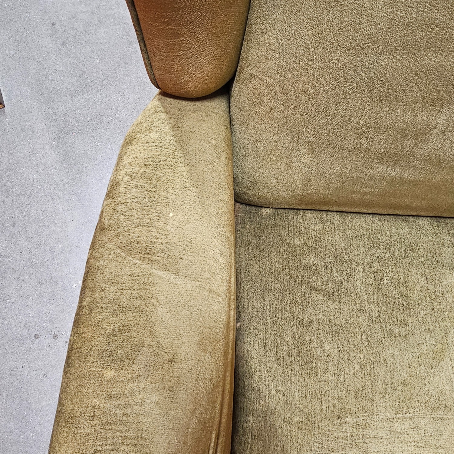 Green Recliner - image-8