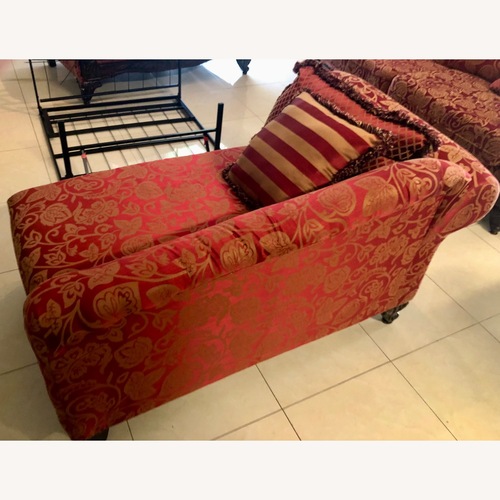 Used Contemporary Chaise Lounge for sale on AptDeco