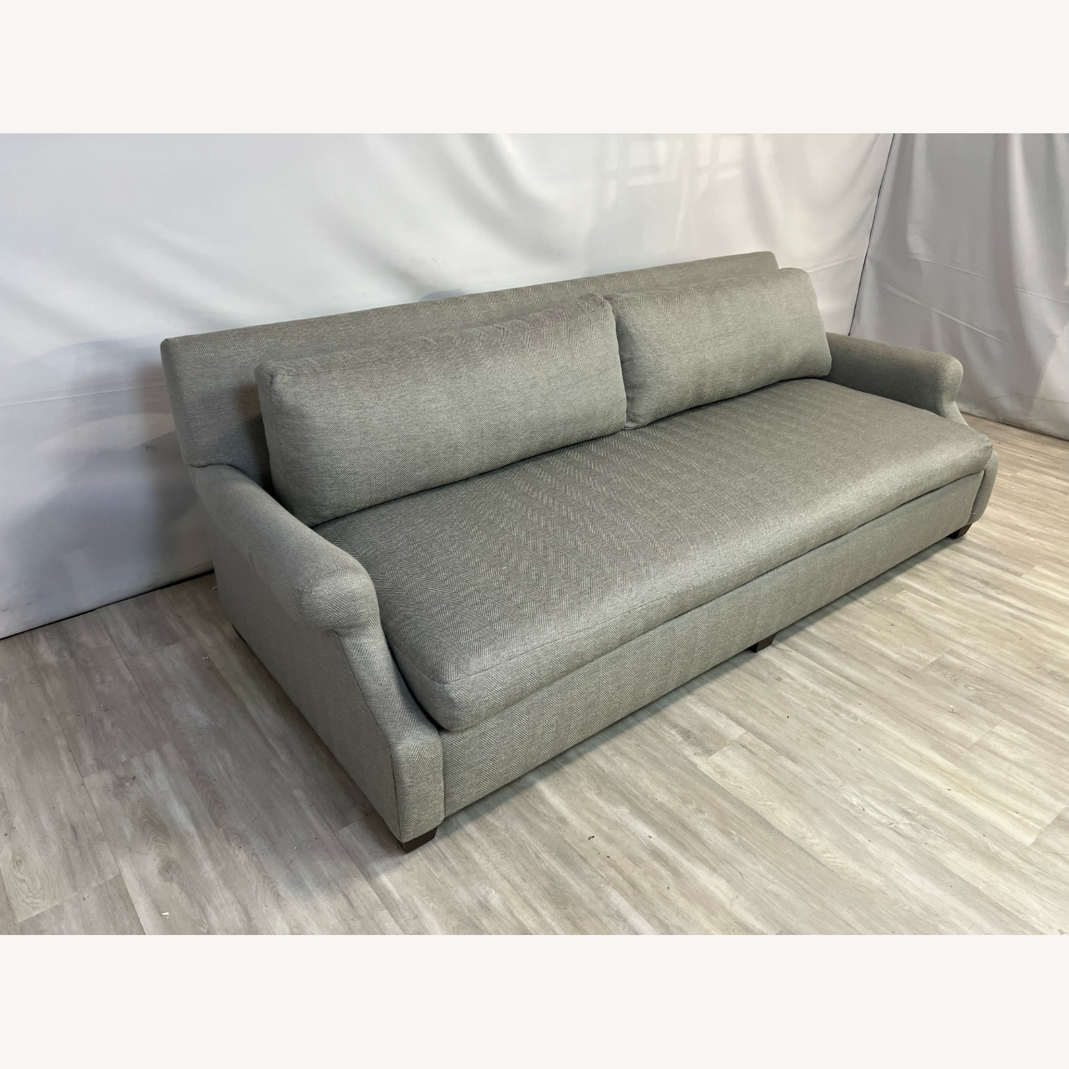 Robin Bruce Bristol Contemporary Sofa - image-4