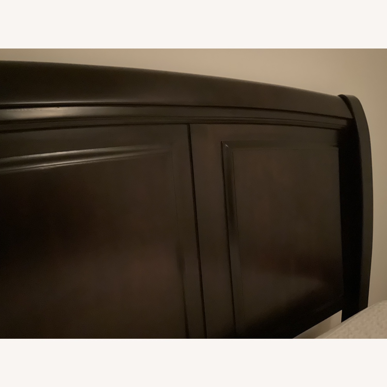 Ashley Furniture Ridgley Dark Brown Queen Bed - image-5