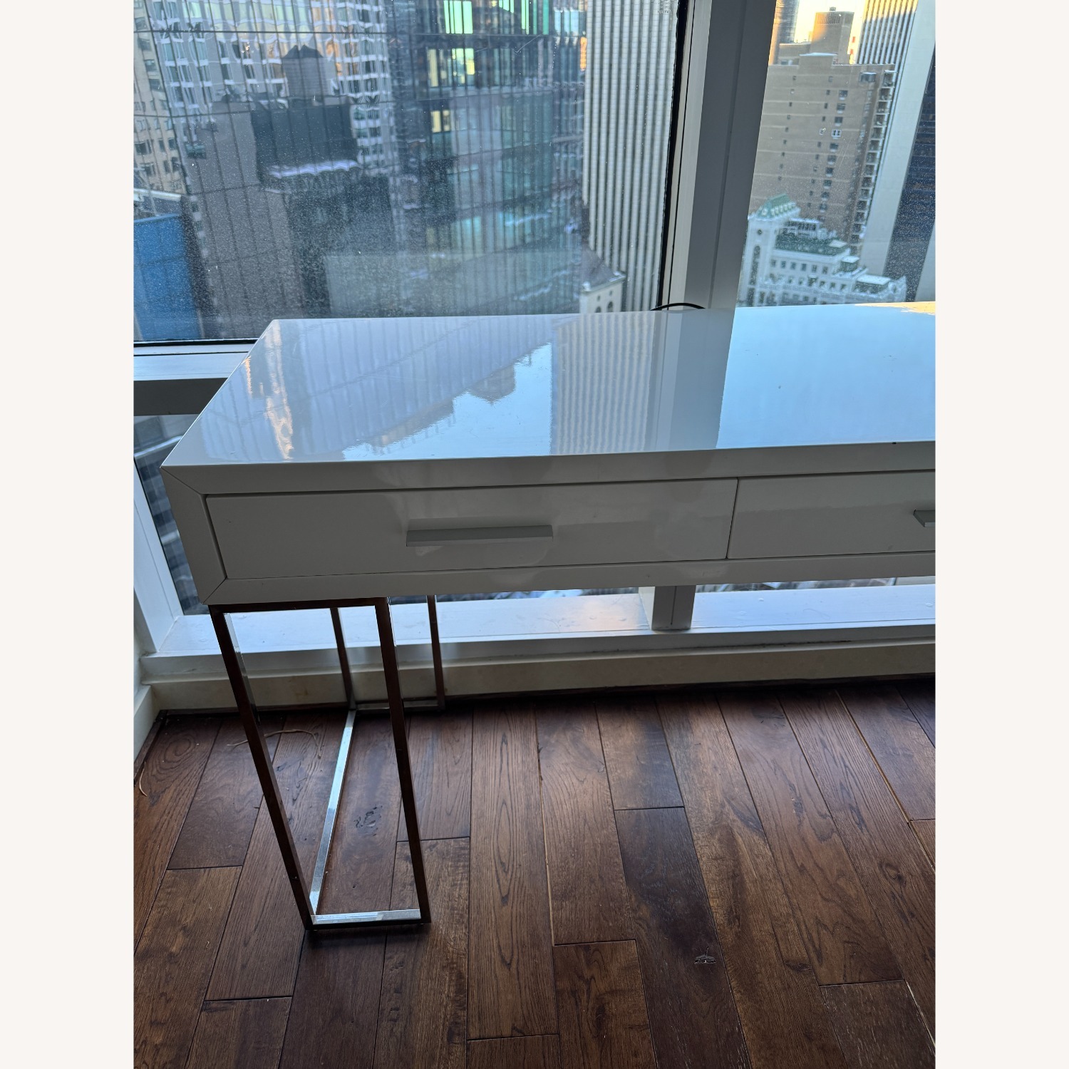 Modern White Lacquer Desk - image-3