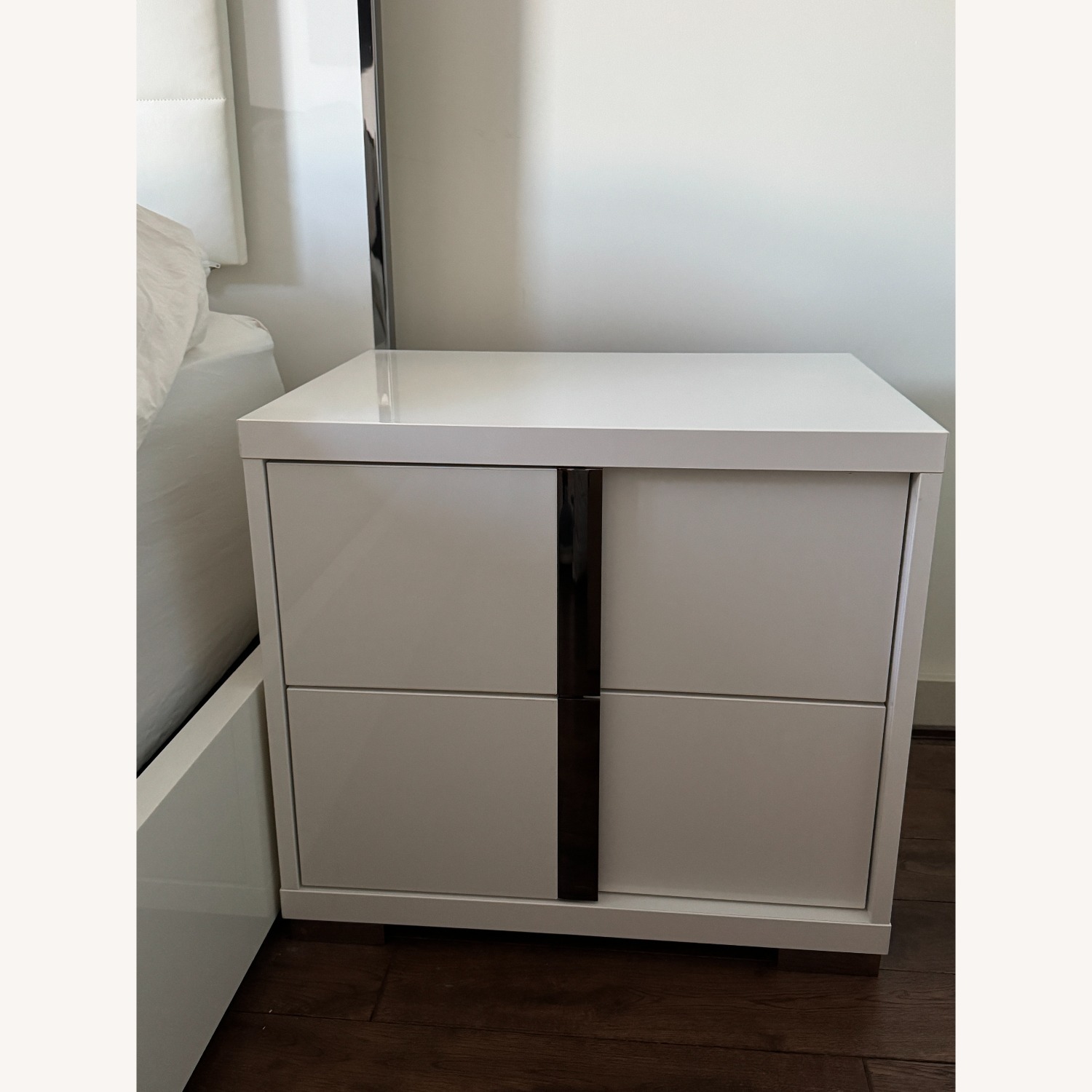 J&M Furniture Modern White Nightstands 2 - image-7