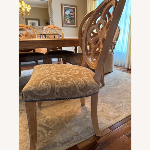 Used 4 Dining Chairs for sale on AptDeco