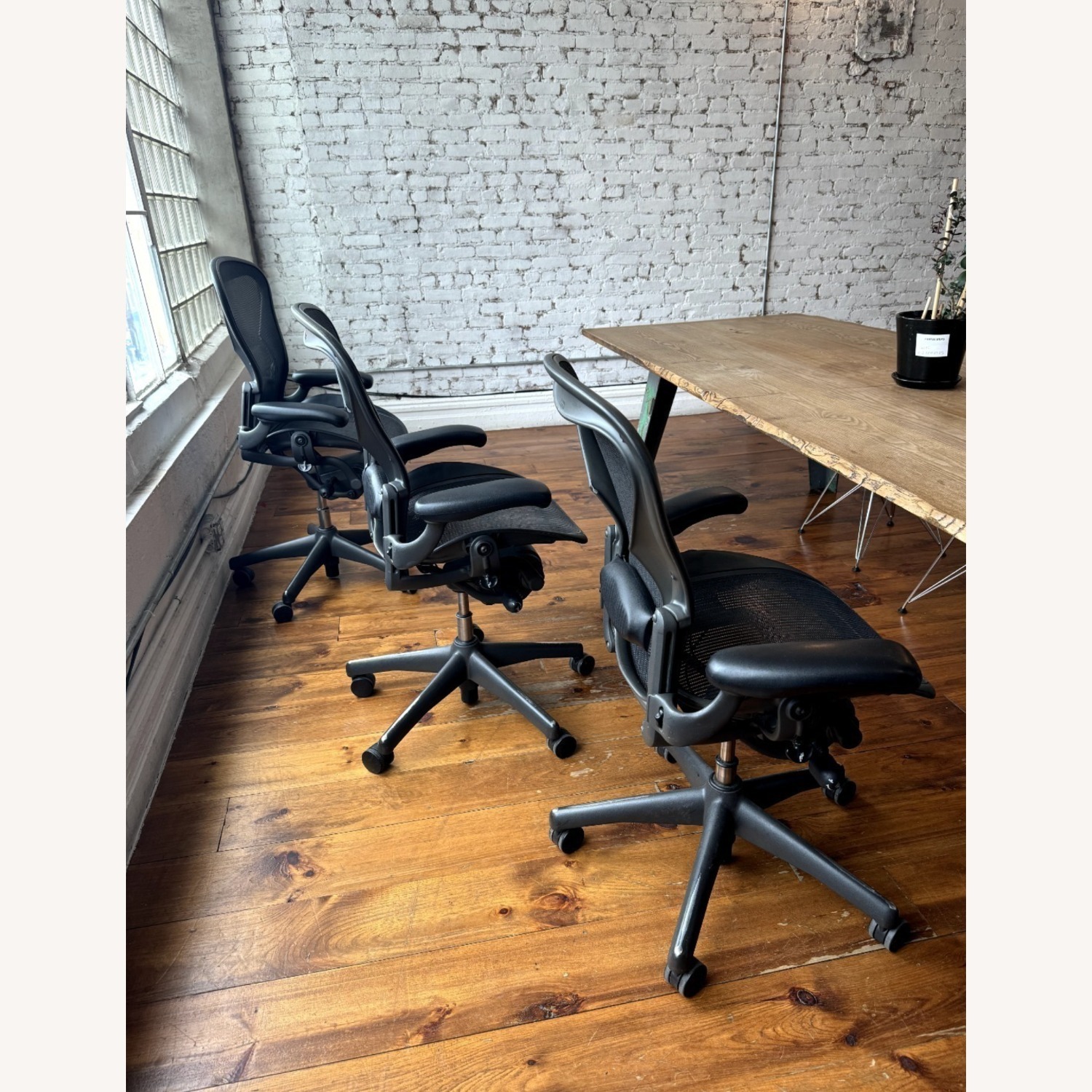  Herman Miller Aeron Office Chair  - image-2