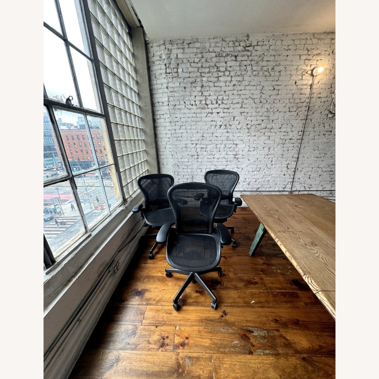  Herman Miller Aeron Office Chair  - image-1