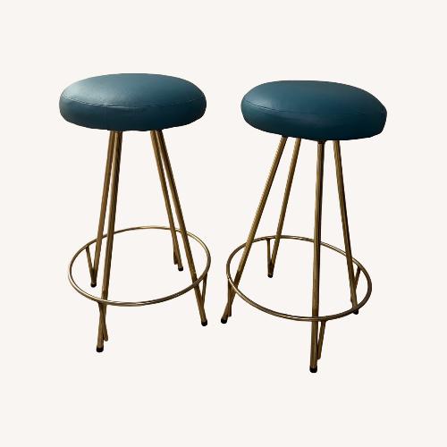 Used Bar Stools for sale on AptDeco