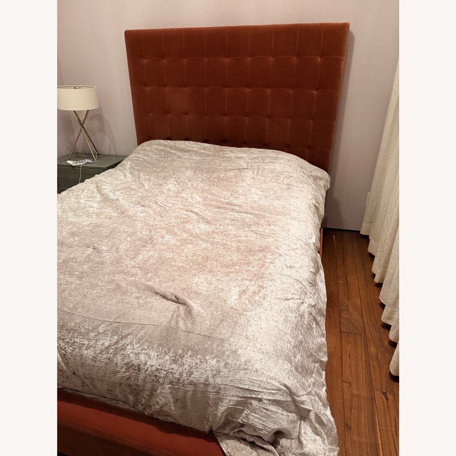 Safavieh Red Fabric Queen Bed - image-3