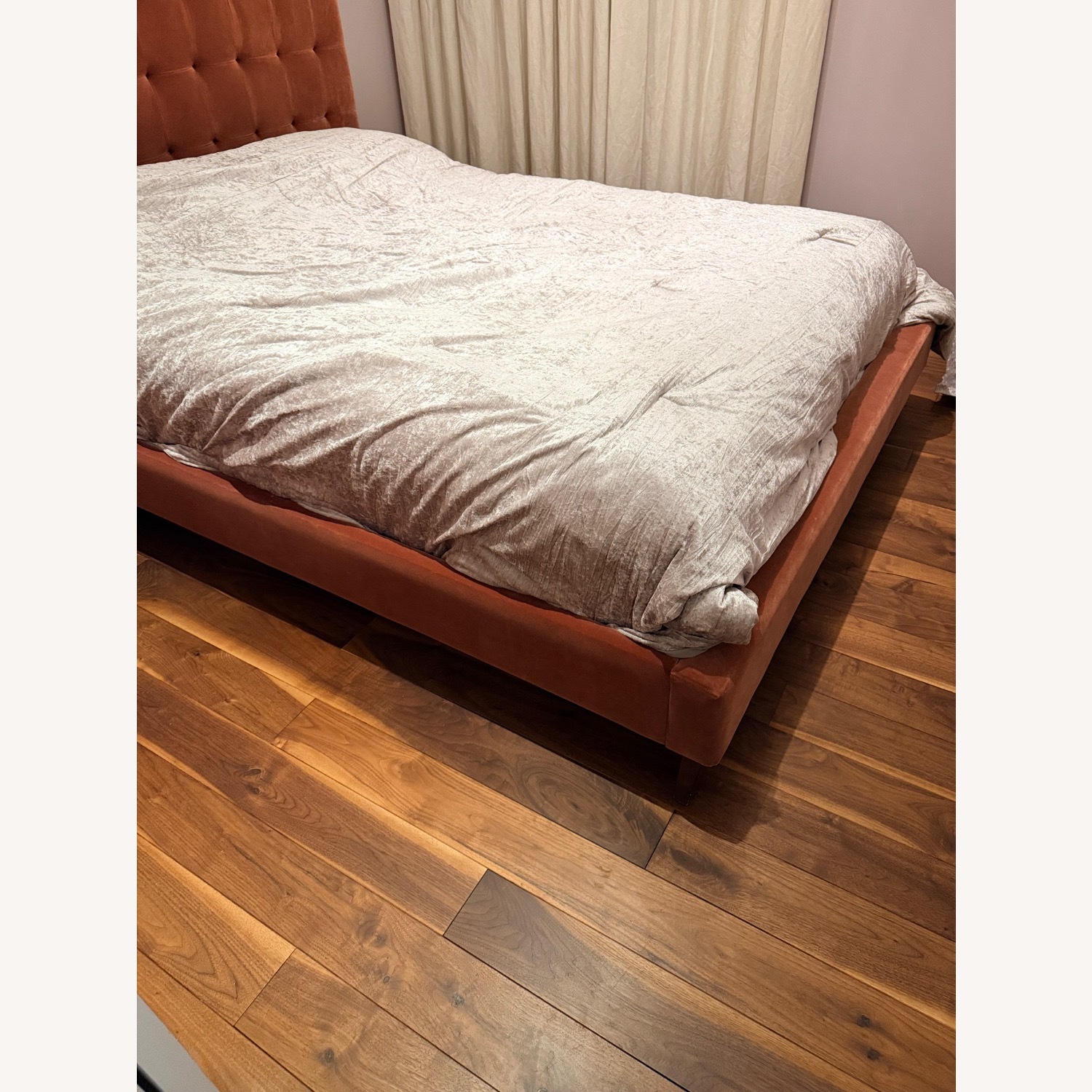 Safavieh Red Fabric Queen Bed - image-2