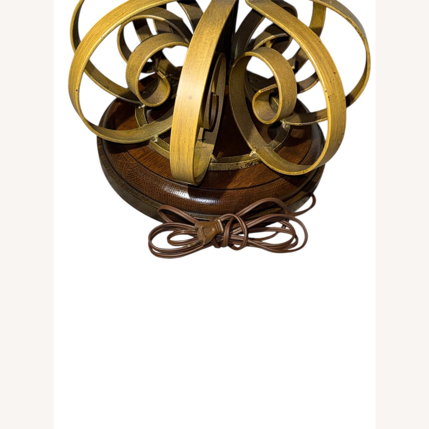 Vintage/Antique Natural Wood Table Lamp - image-4