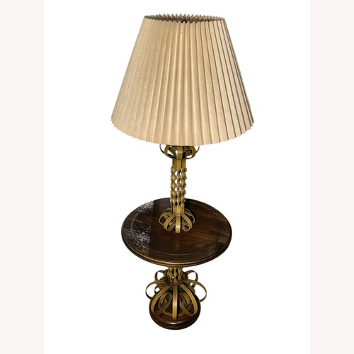 Used Vintage/Antique Natural Wood Table Lamp for sale on AptDeco