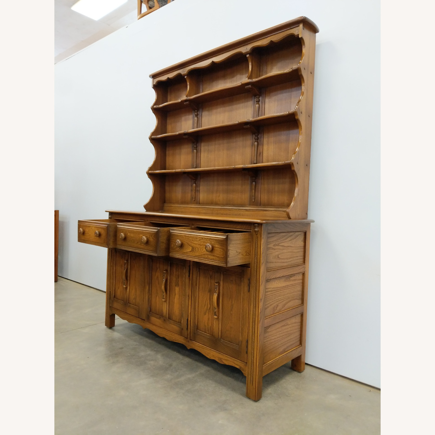 Vintage Sideboard / Hutch by Ercol - image-2