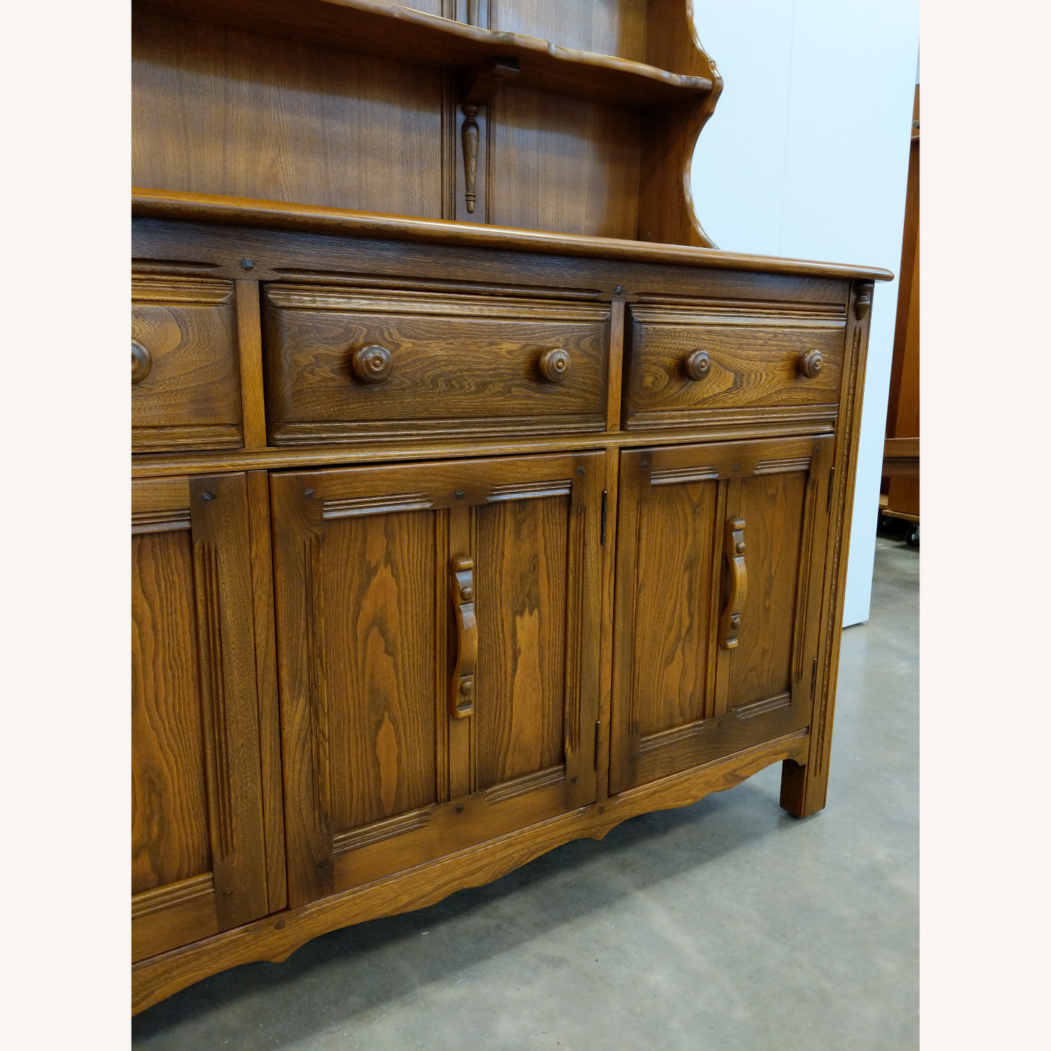 Vintage Sideboard / Hutch by Ercol - image-8