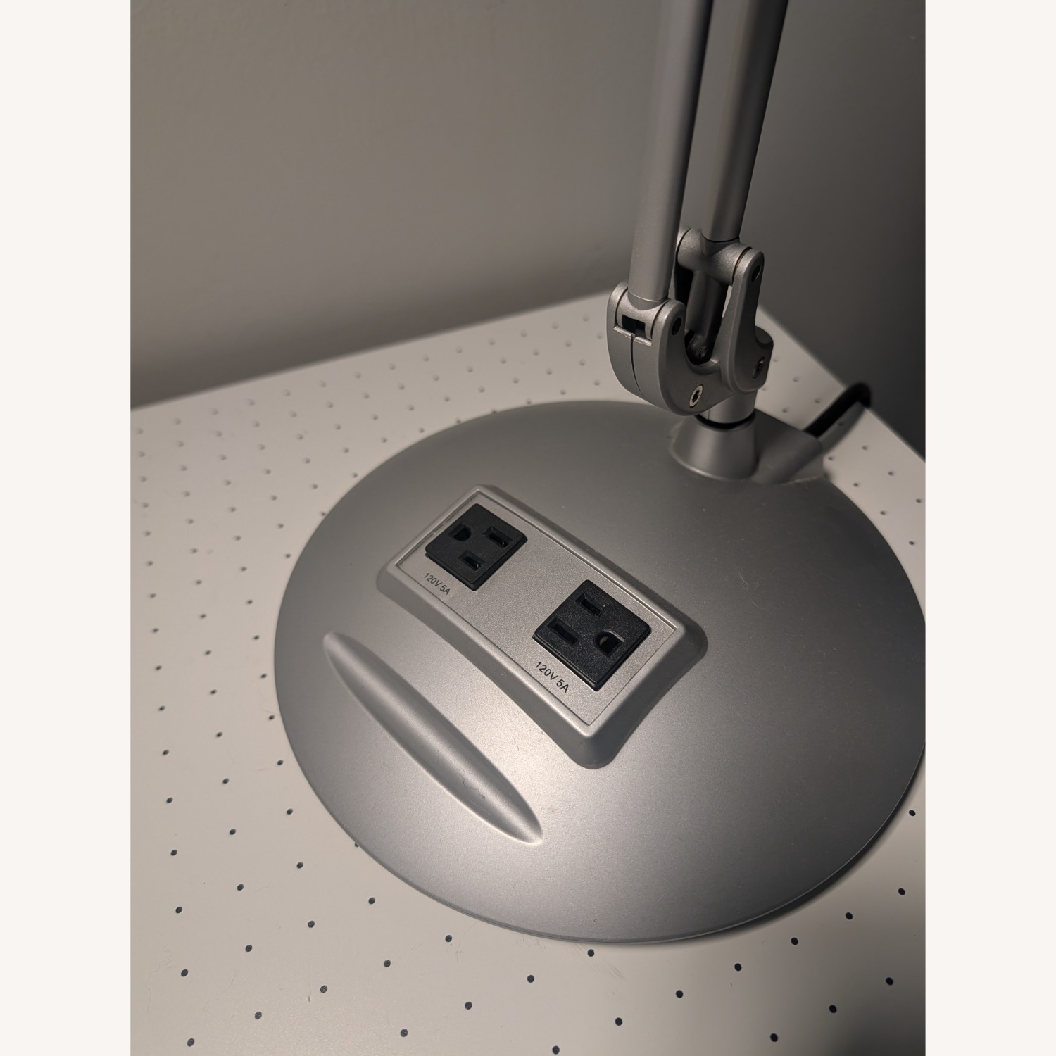 Humanscale Dtech2e Silver Plastic Table Lamp - image-2