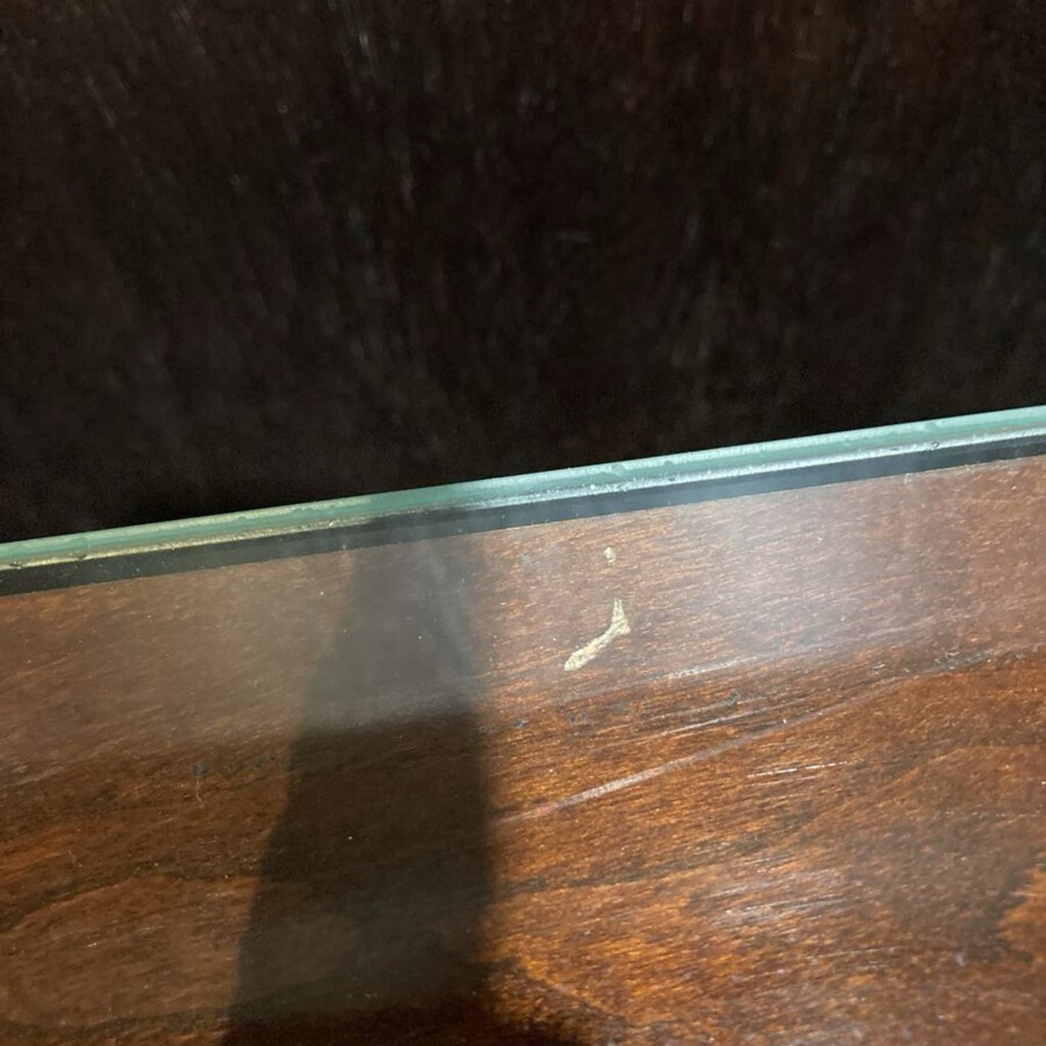 Bassett Solid Wood 10-Drawer w/ Glass Top Dresser - image-12