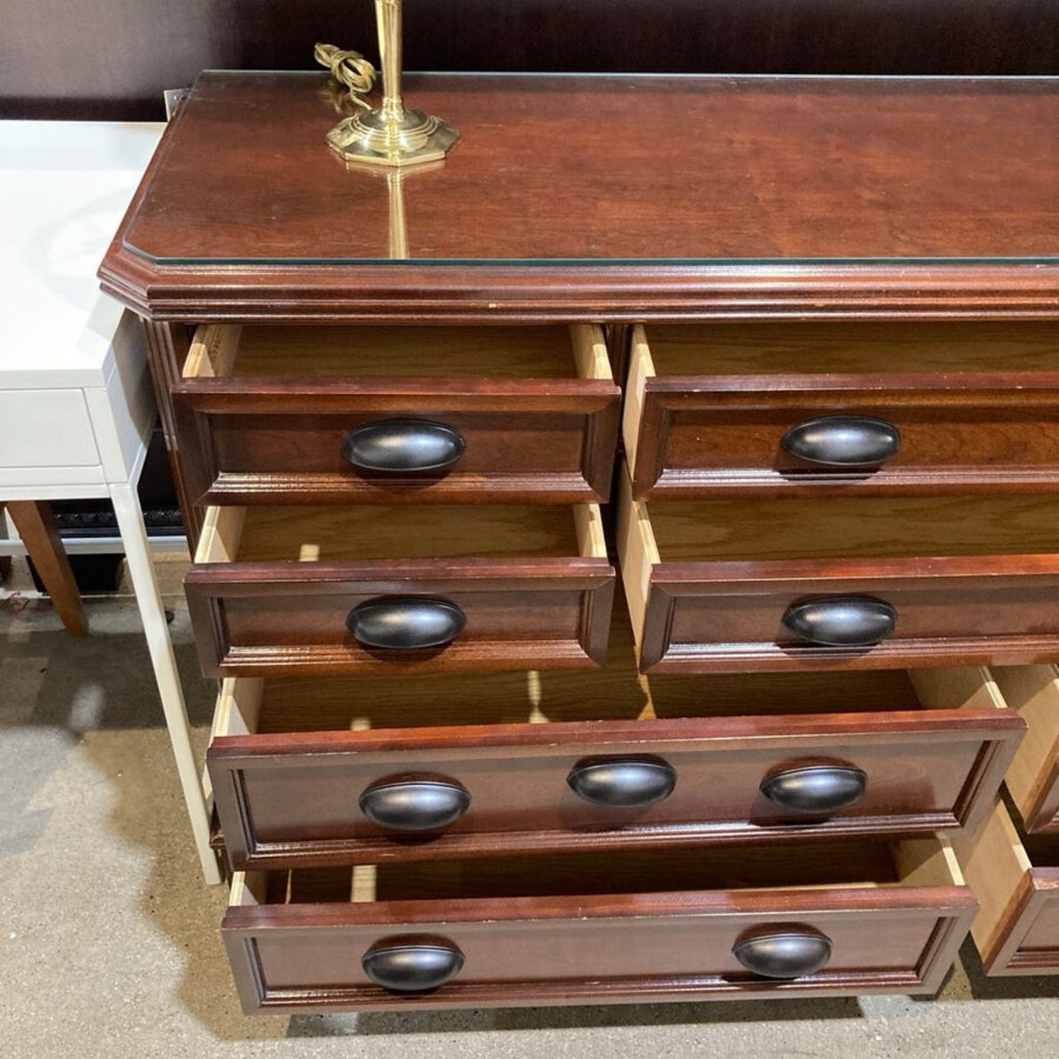 Bassett Solid Wood 10-Drawer w/ Glass Top Dresser - image-7
