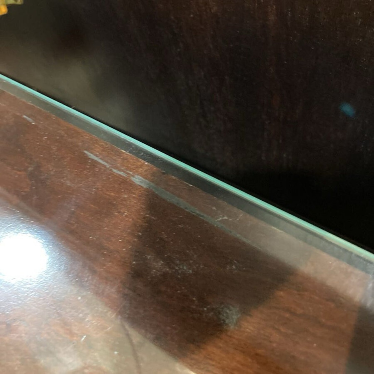 Bassett Solid Wood 10-Drawer w/ Glass Top Dresser - image-11