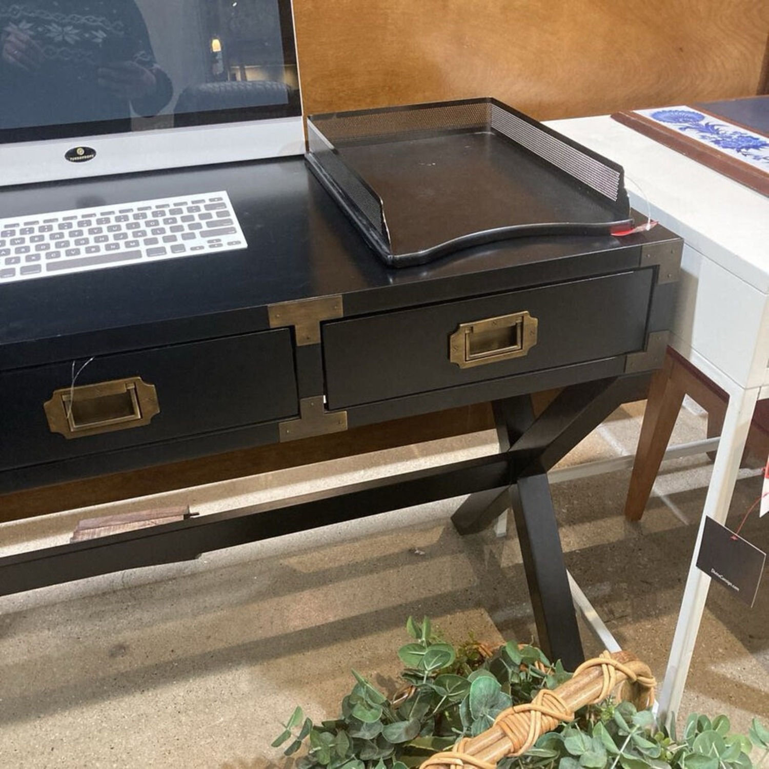 Anew Campaign Desk Black - image-4