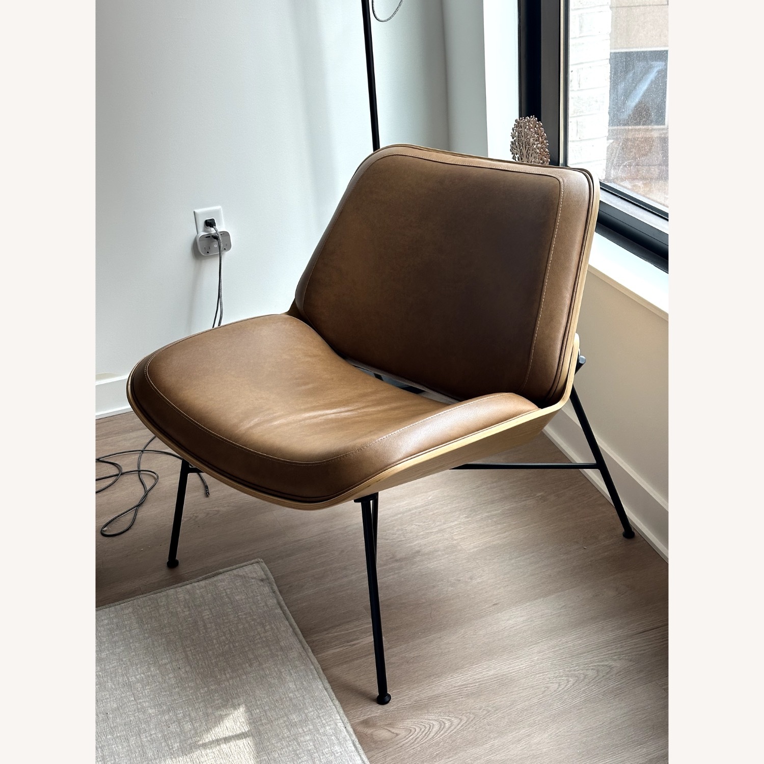 Vesper Leather Lounge Chair - image-2