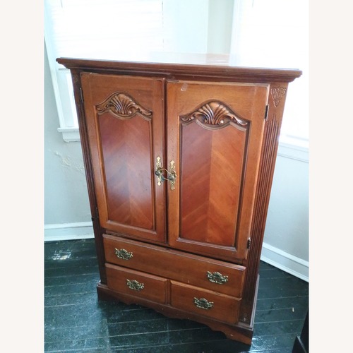 Used Vintage/Antique Light Brown Wood Dresser for sale on AptDeco