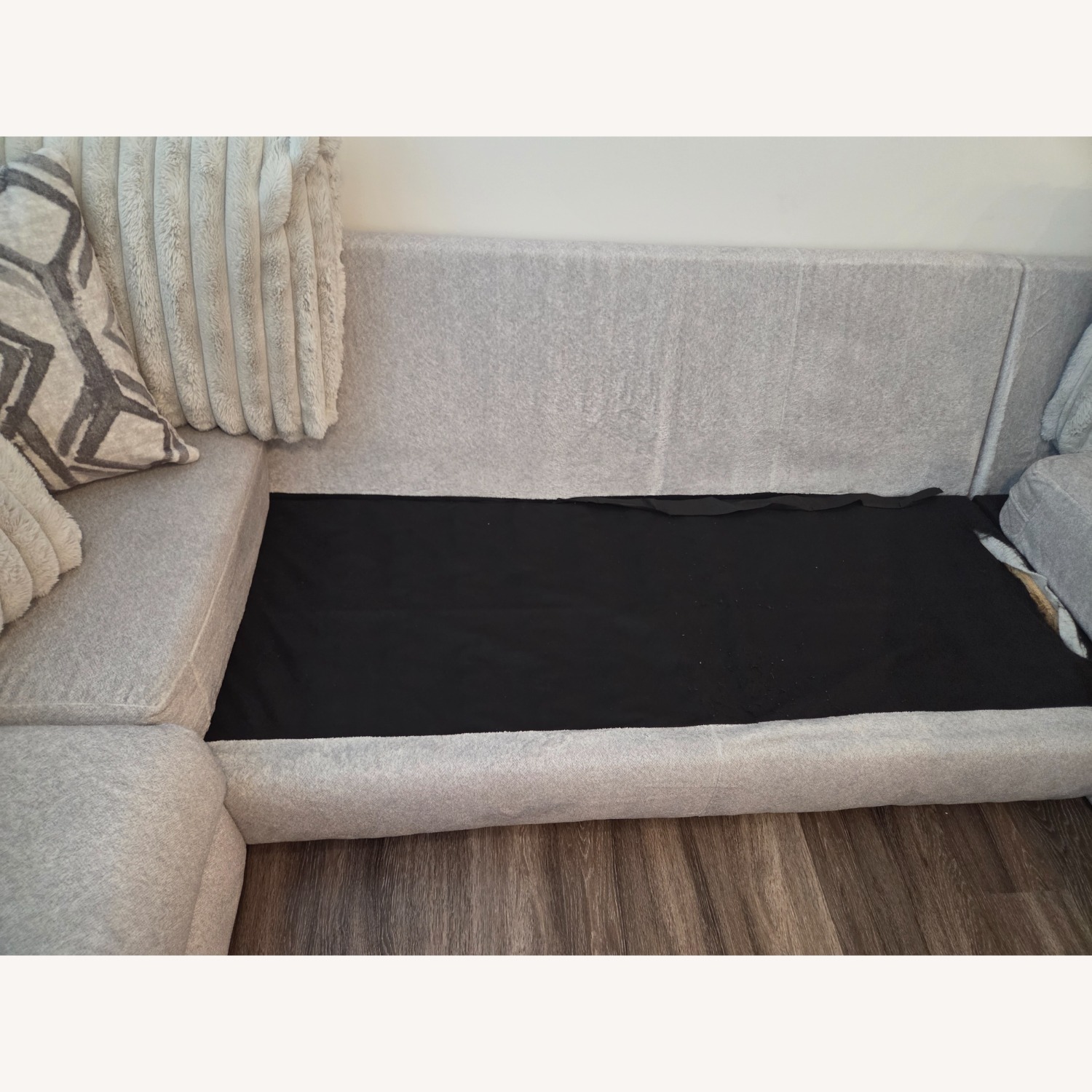 Rooms To Go  Light Gray Fabric 3+ Piece Sectional - image-3