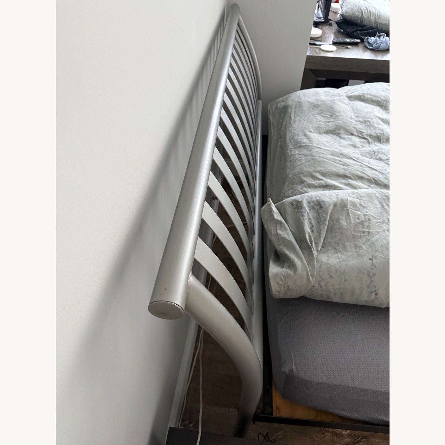 Light Gray Metal Queen Bed - image-5