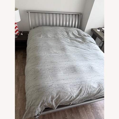 Used Light Gray Metal Queen Bed for sale on AptDeco