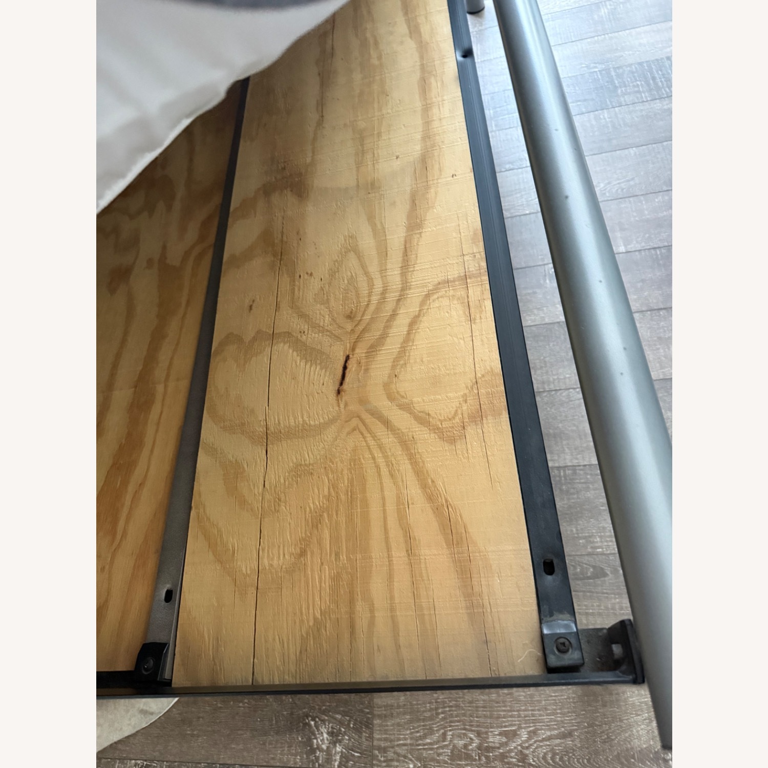 Light Gray Metal Queen Bed - image-3