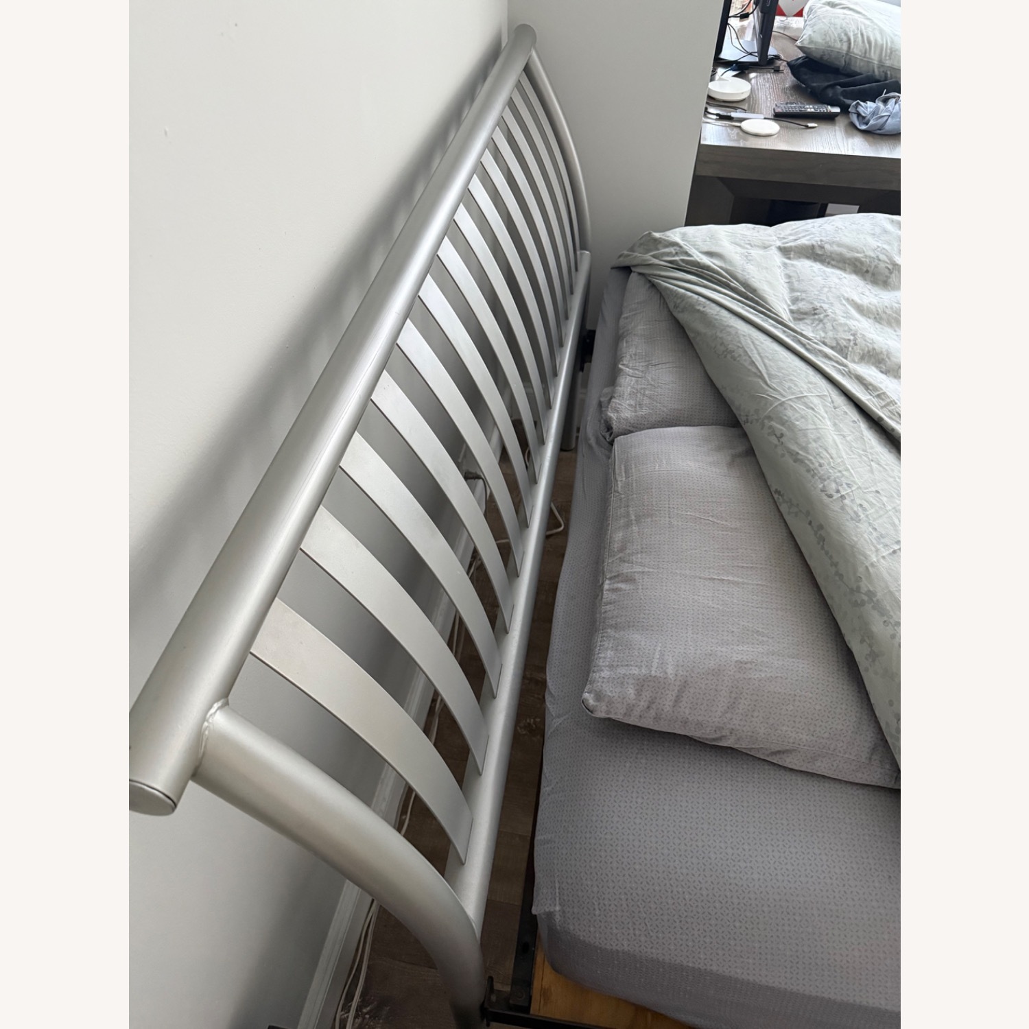 Light Gray Metal Queen Bed - image-4