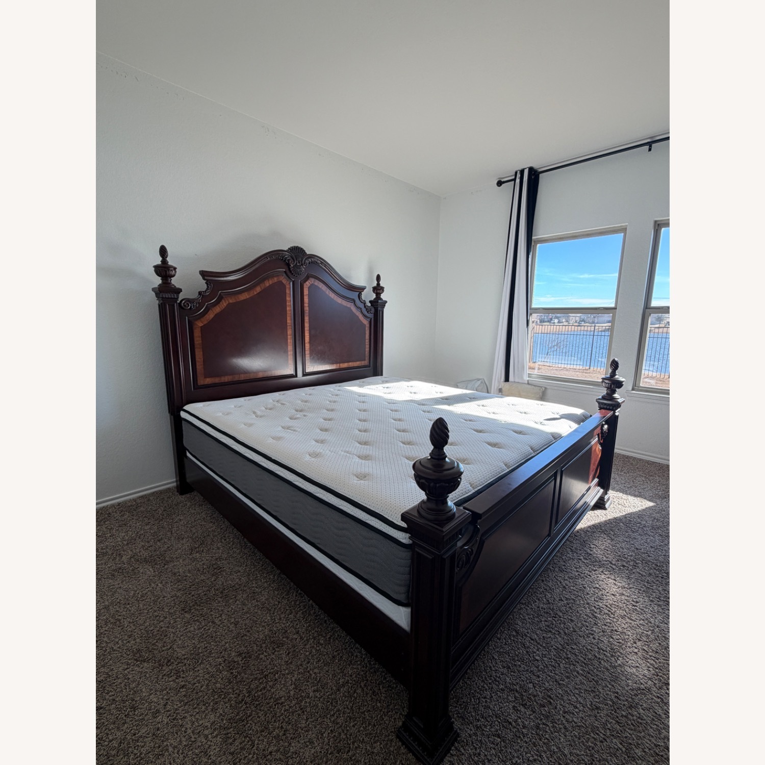 Rooms To Go Cortinella Wood King Bed - image-4