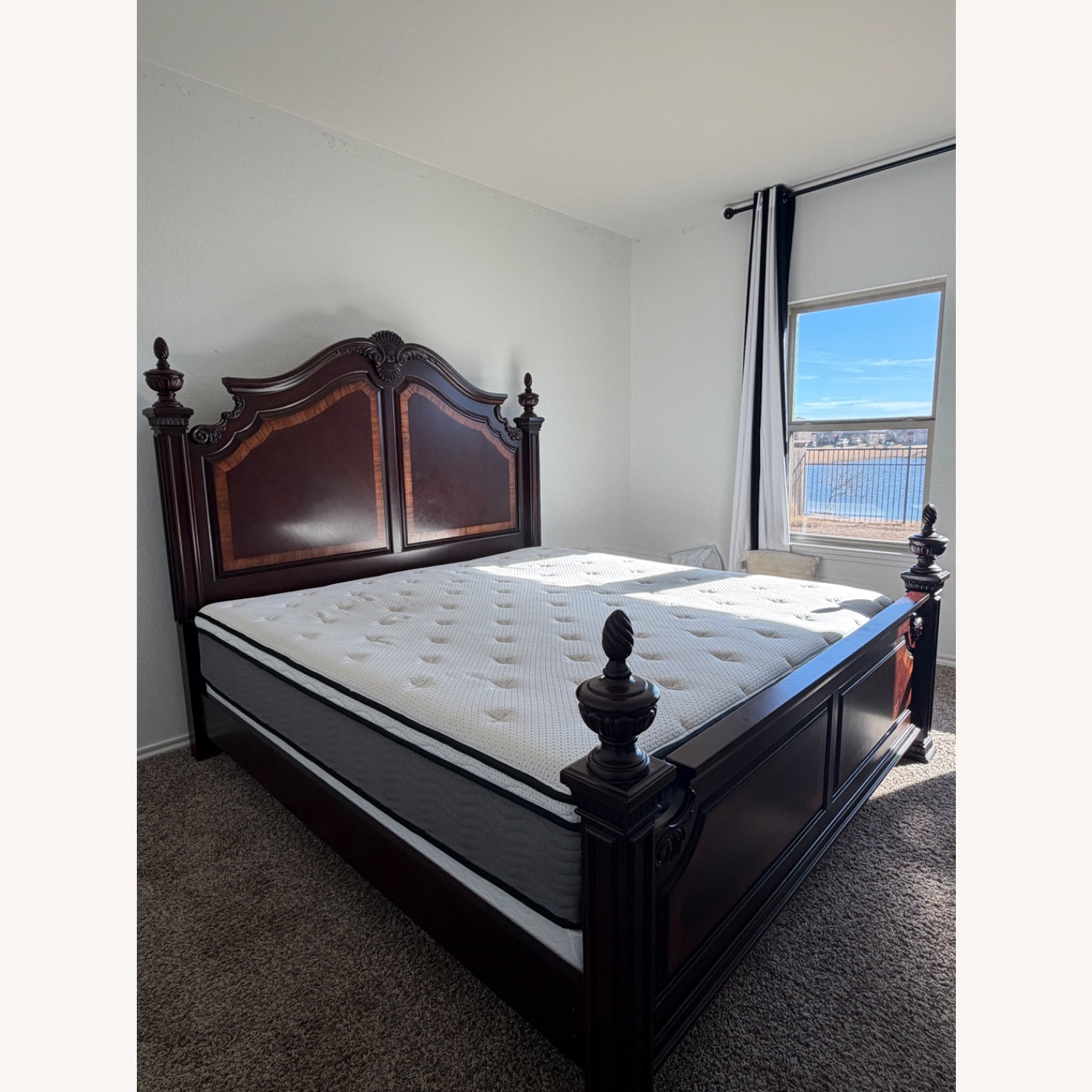 Rooms To Go Cortinella Wood King Bed - image-5