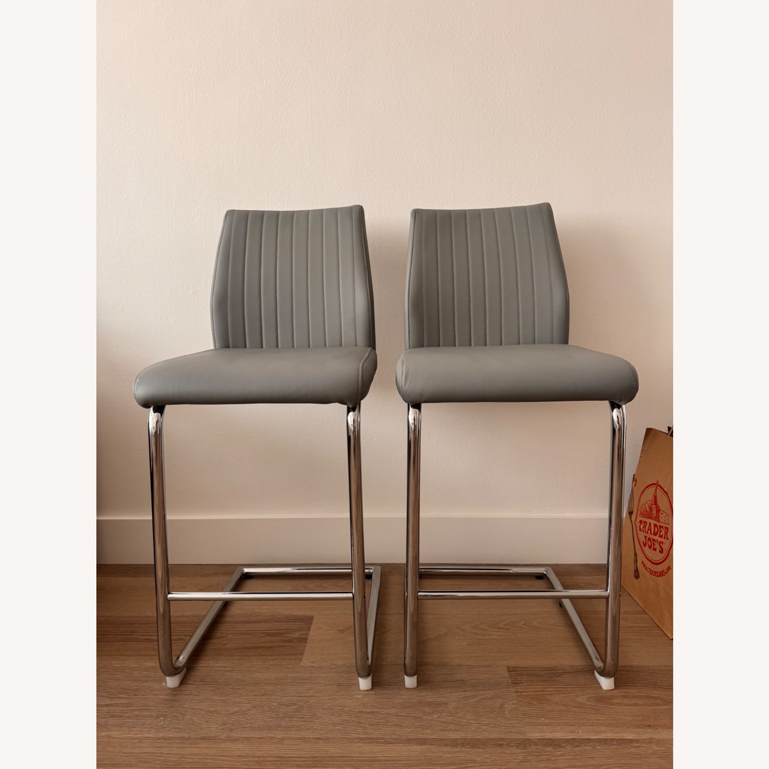 Set of Kitchen Stools - image-3