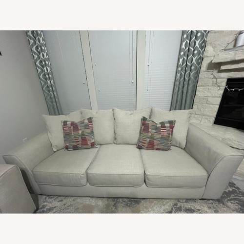 Used Rooms To Go Primwell Place Sofa for sale on AptDeco