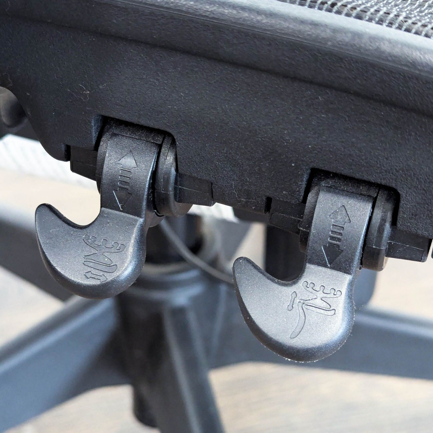 Amazon Ergonomic Mesh Office Chair with Adjustable - image-7