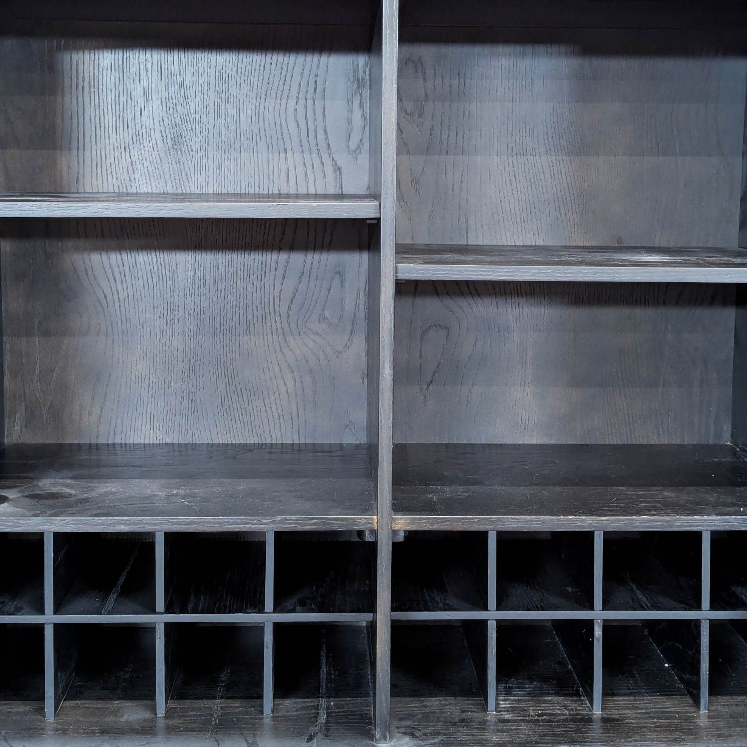 Article Bar Cabinet on Metal Base - image-10