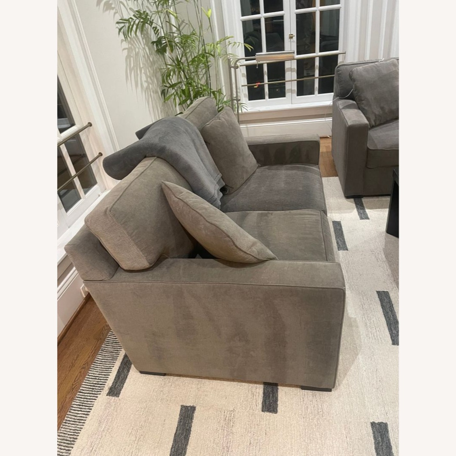 Jonathan Louis Modern Gray Loveseat  - image-2
