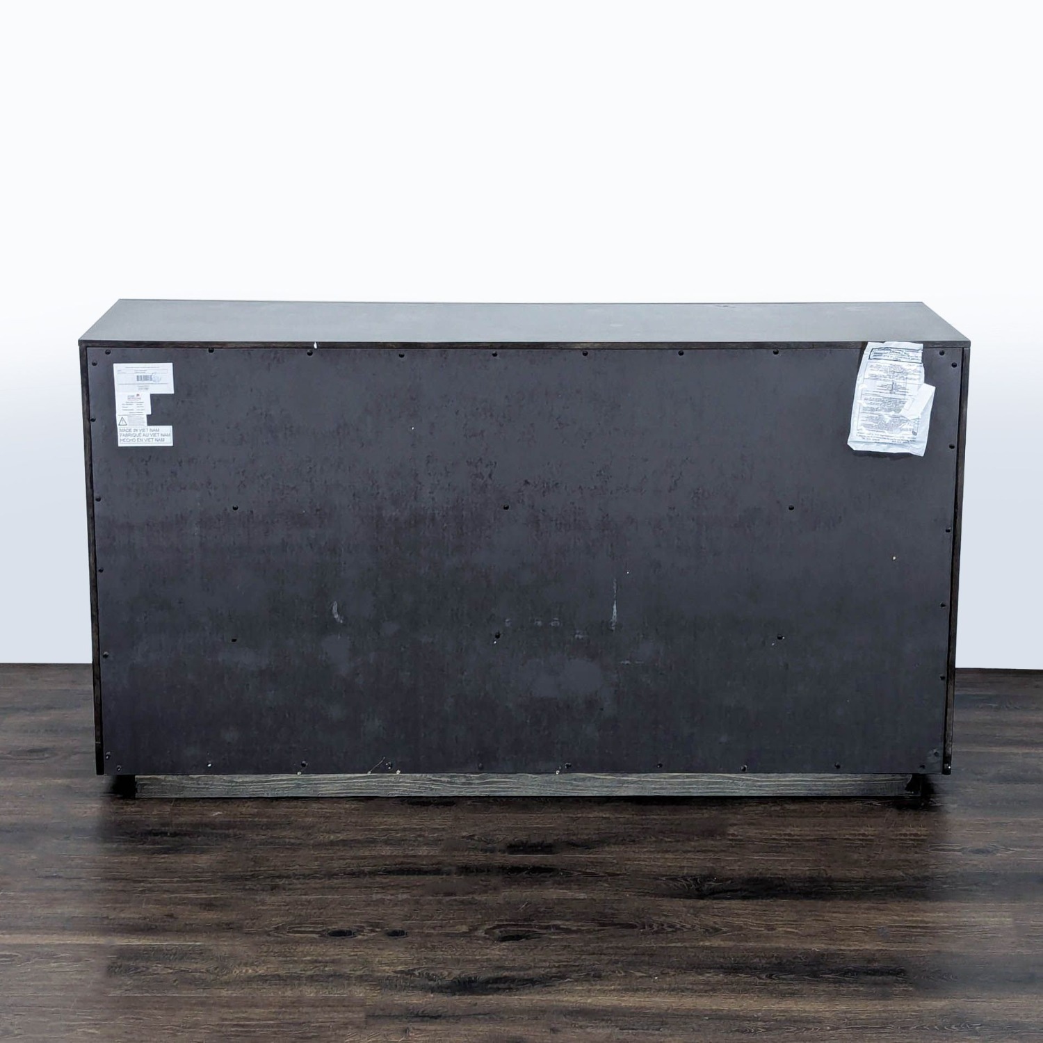 Living Spaces Bayliss Modern 6-Drawer Dresser  - image-12