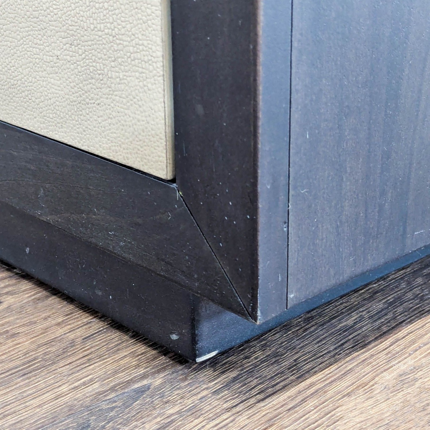 Living Spaces Bayliss Modern 6-Drawer Dresser  - image-10