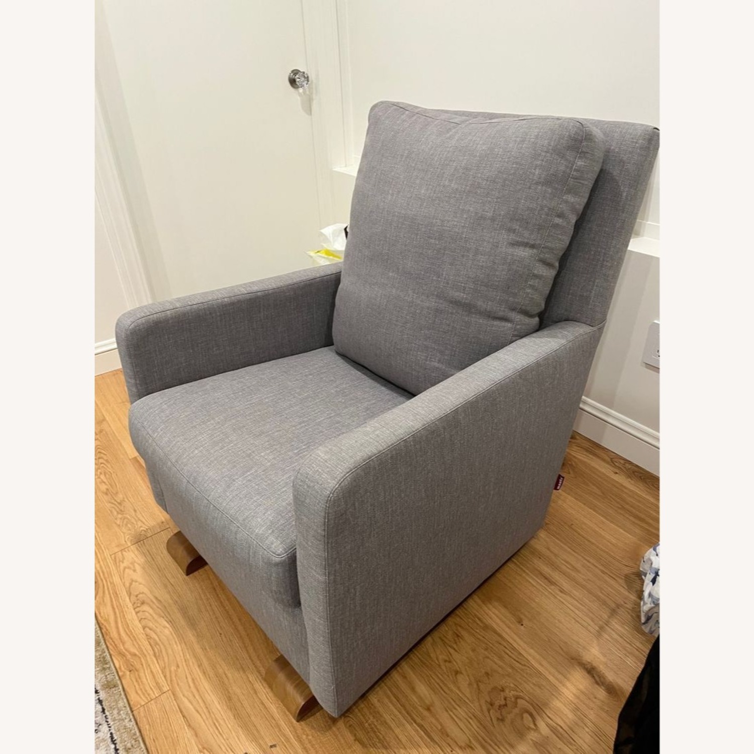 Monte Como Modern Gray Lounge Chair with Wooden - image-1