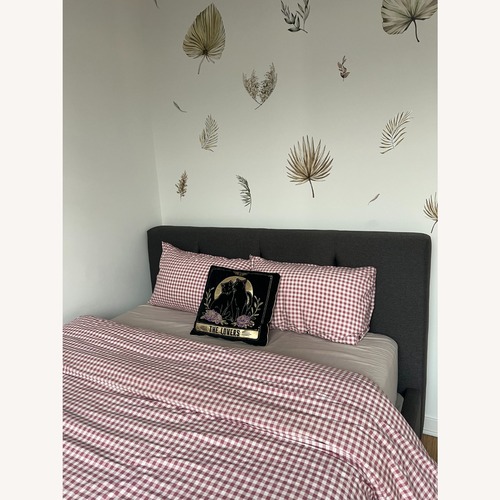 Used Luxurious Queen Bed for sale on AptDeco